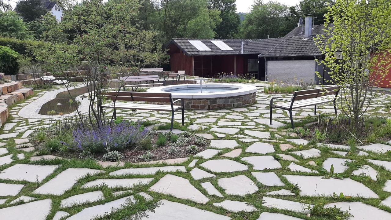 Vivanatura Eifelferienhaus Einruhr Bagian luar foto