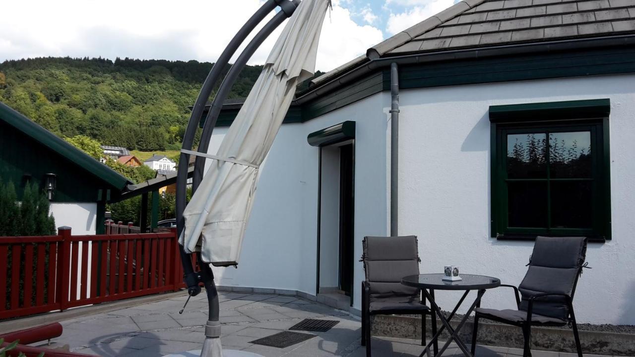 Vivanatura Eifelferienhaus Einruhr Bagian luar foto